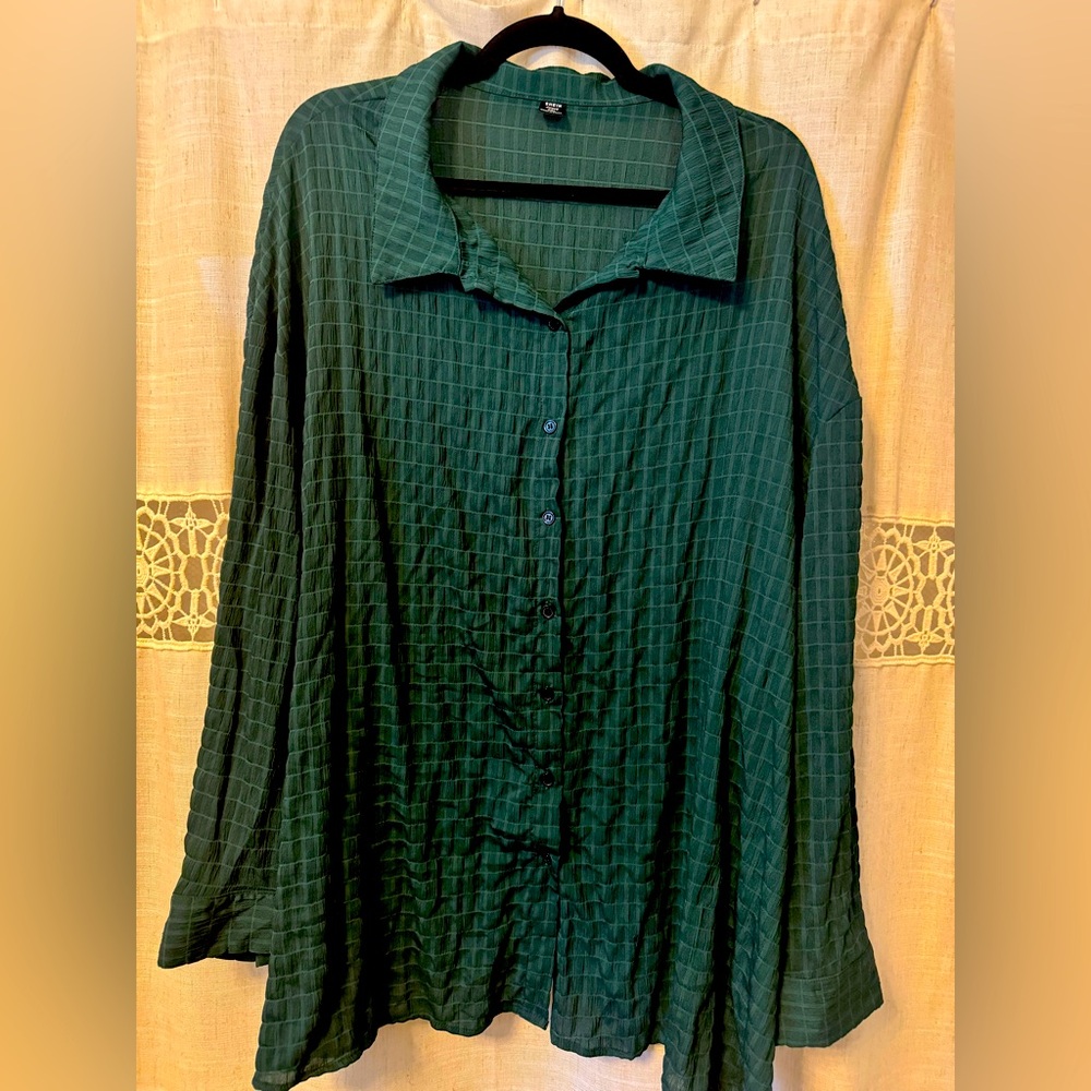 Green Women's Button Down Textured Top